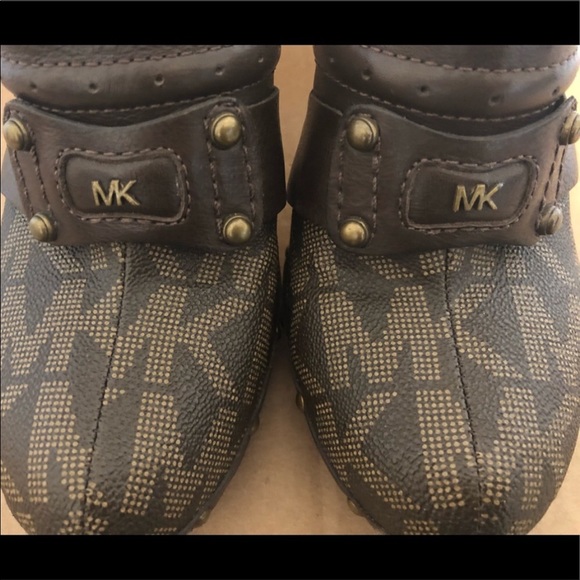 MK Monaghan studded Clogs Size 7.5 - Picture 2 of 5